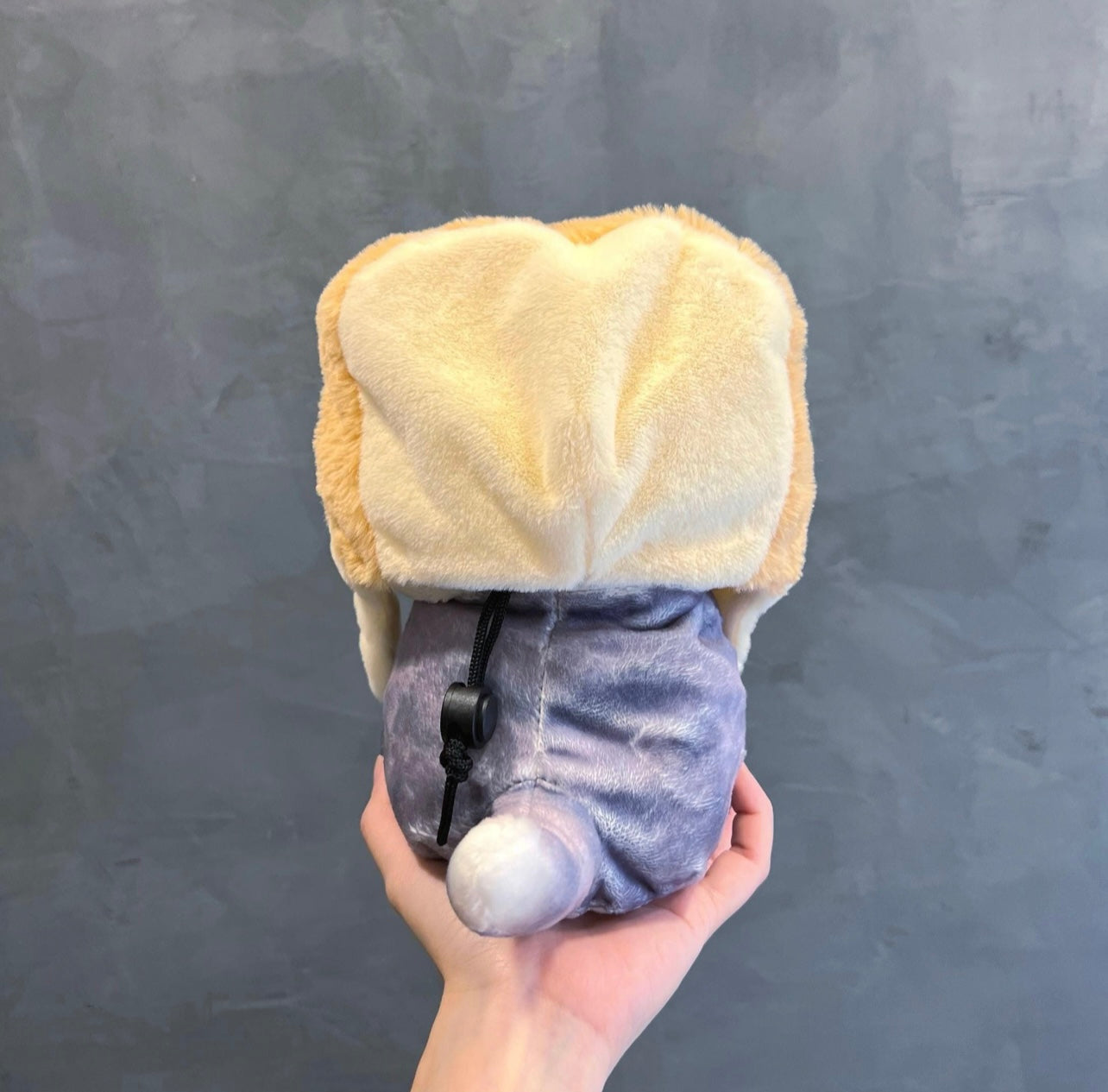 Toasted Grey Cat chalk bag