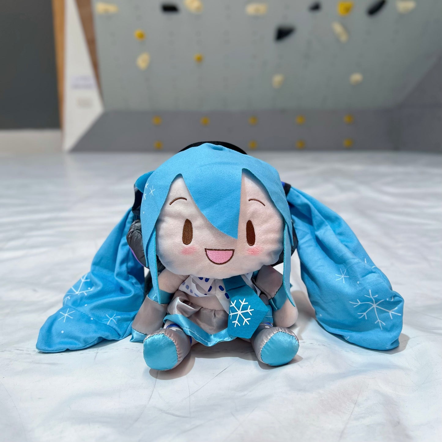 Hatsune Miku: Snow Miku chalk bag