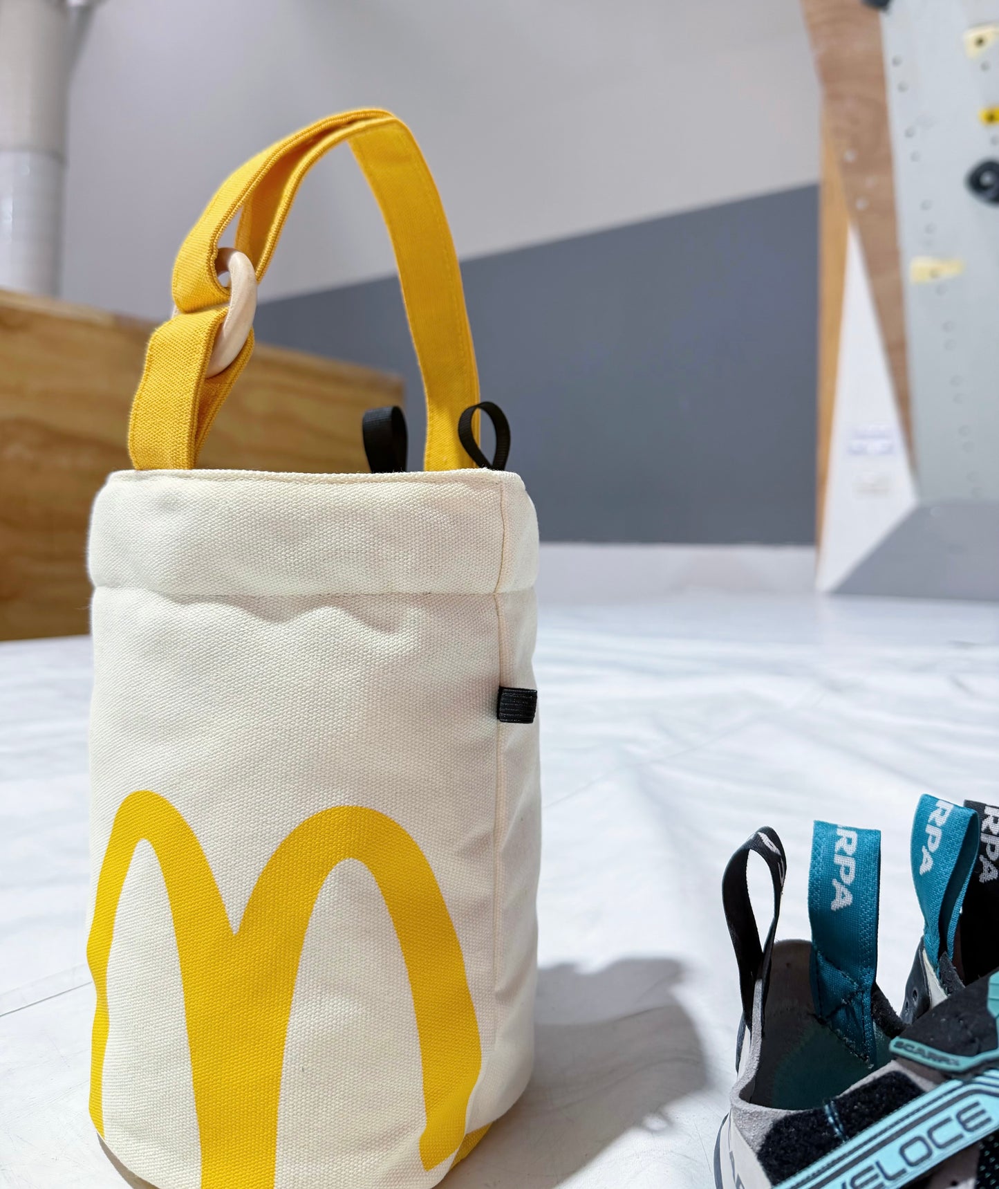 Fast Food Bouldering bag / Chalk bag (Yellow)