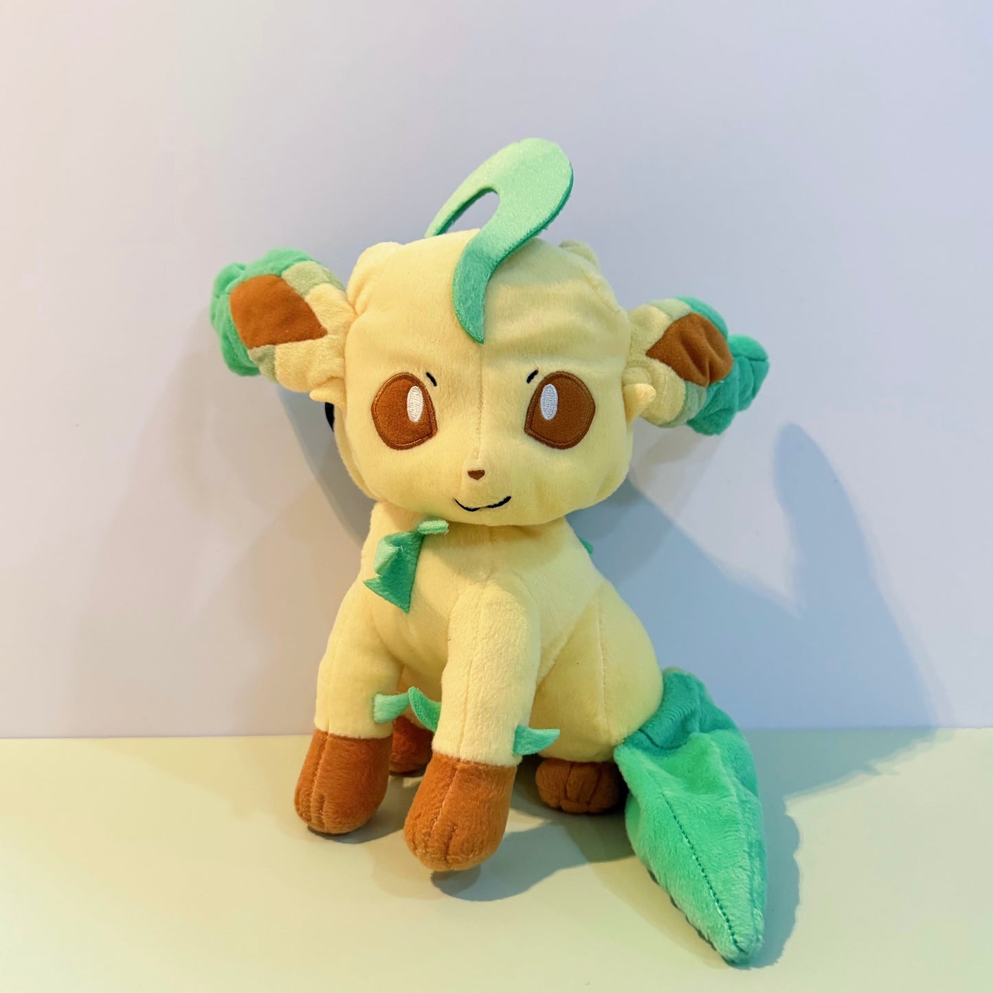 Leafeon chalk bag