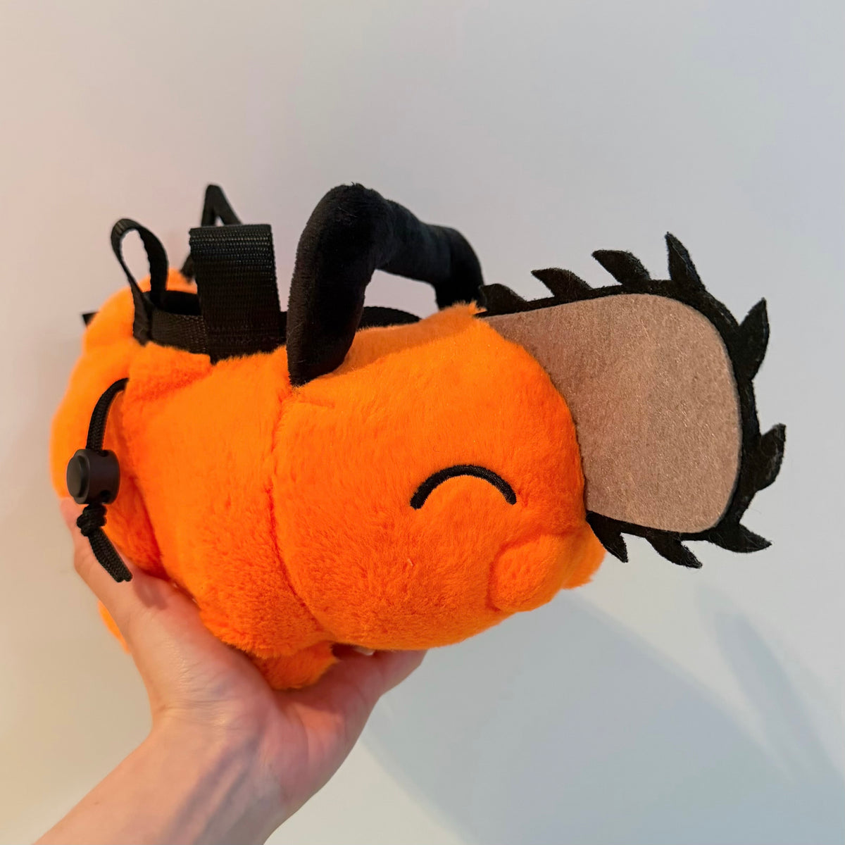 Pochita chalk bag
