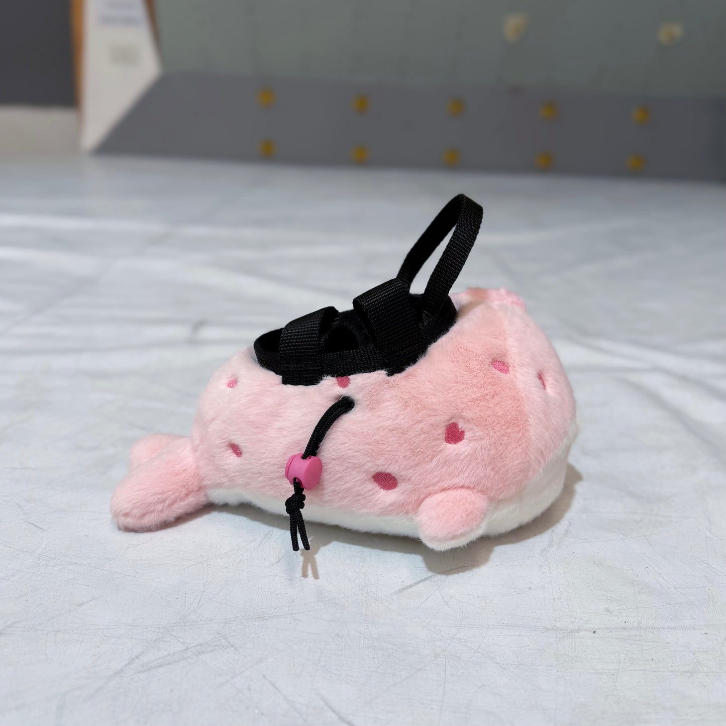 Seal chalk bag / bouldering bag (pink)